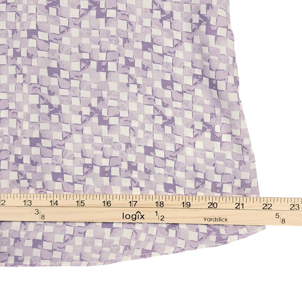 Maurices Women's Flutter Sleeve Blouse Purple Lavender Checkered V Neck Medium - Picture 7 of 8